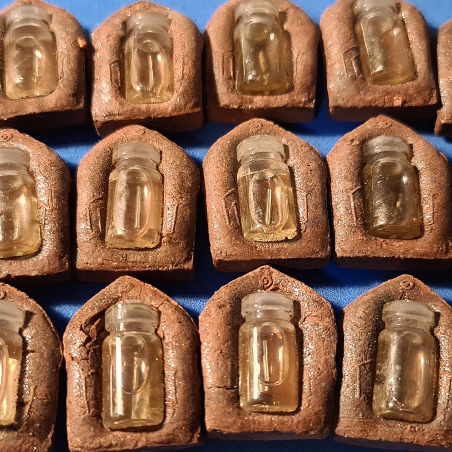 Sacred Khun Paen Karawek: BE 2564 First Edition – Infused with Nam Man Prai Chang Tokman