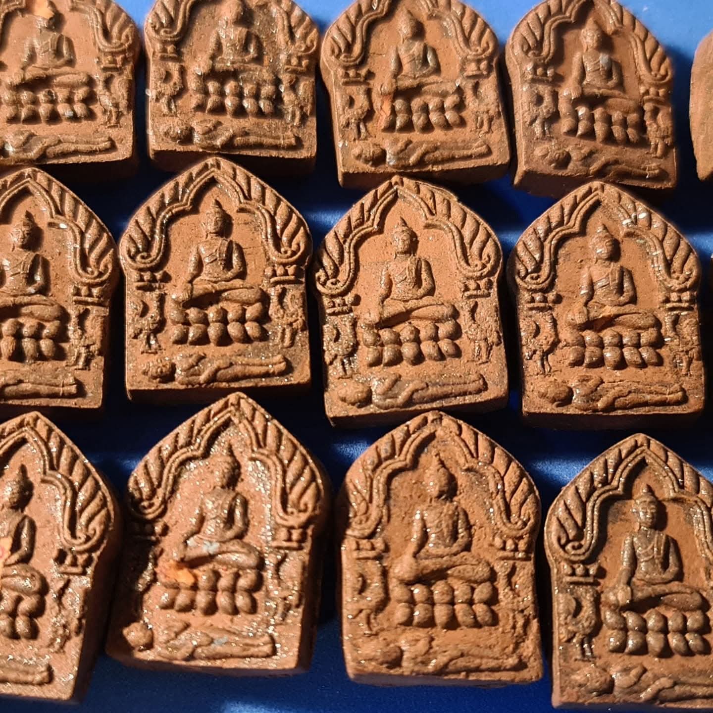 Sacred Khun Paen Karawek: BE 2564 First Edition – Infused with Nam Man Prai Chang Tokman