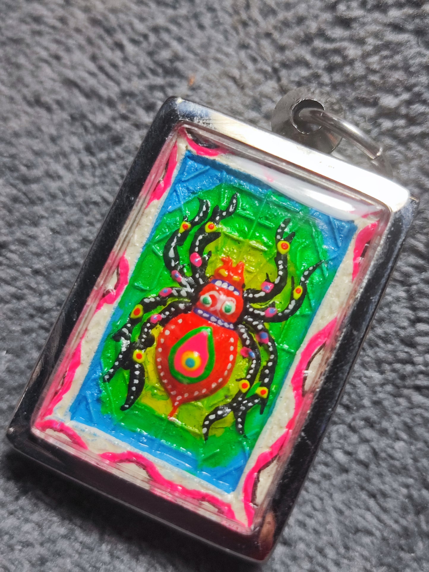 🕷️ The Money Trap: Maeng Mum Dak Sap (Wealth Spider) B.E. 2549 | Kruba Krissana | Wat Pa Weruwan Edition