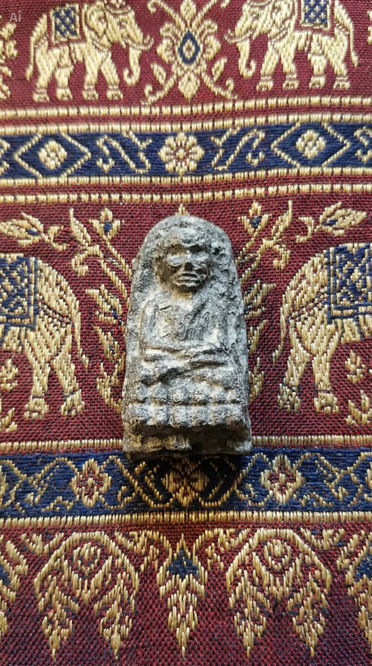 Luang Pu Thuad Phim Phra Rod – Wat Huay Mongkol